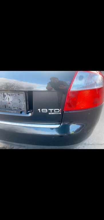 Audi A4 450.000 km 999 € Bad waldsee 88339