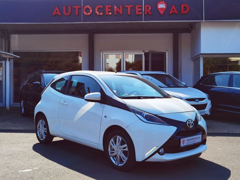 Toyota Aygo (X) 78.166 km 5.950 € Steinau an der Straße 36396