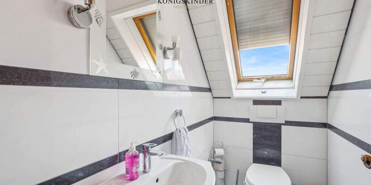 Mehrfamilienhaus, Wohnhaus Weinstadt Beutelsbach - 8 Zimmer, 269 m&sup2;, 1.050.000&euro; | Angebot:24906680