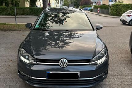 VW Golf 222.000 km 11.200 &euro; Unterhaching 82008