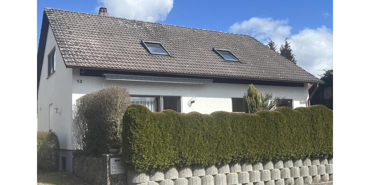 Einfamilienhaus Althengstett - 7 Zimmer, 170 m&sup2;, 620.000&euro; | Angebot:25921296