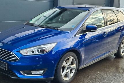 Ford Focus 51.000 km 11.950 &euro; Aldingen 78554