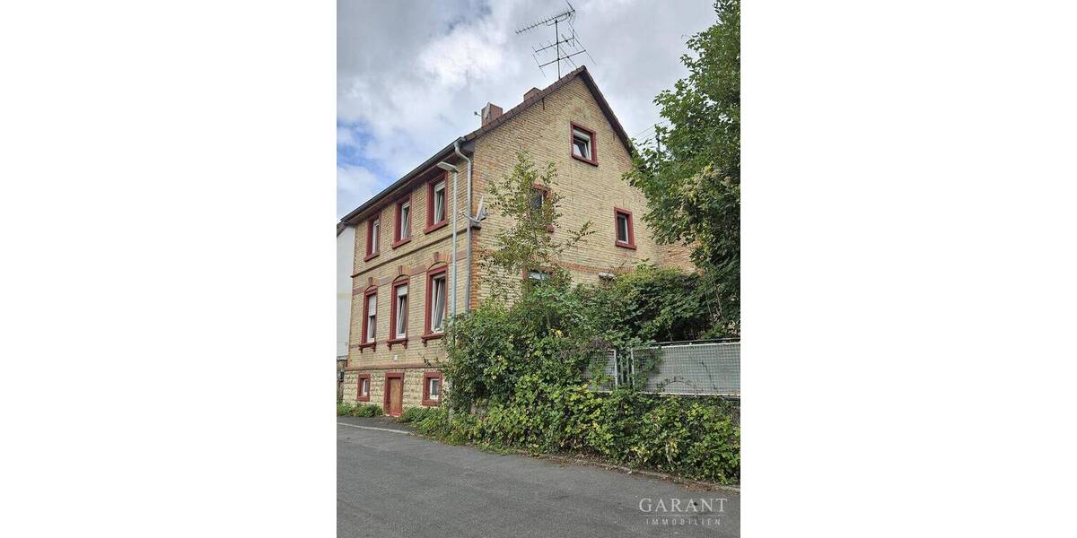 Mehrfamilienhaus, Wohnhaus Adelsheim Sennfeld - 7 Zimmer, 185 m&sup2;, 350.000&euro; | Angebot:25819051