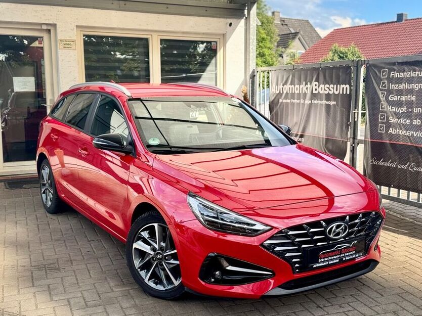 i30