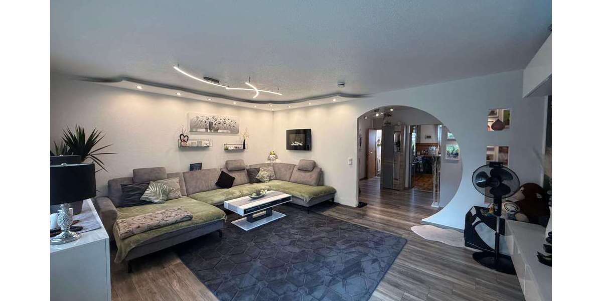 Etagenwohnung Burglengenfeld - 3.5 Zimmer, 93 m&sup2;, 280.000&euro; | Angebot:27112718