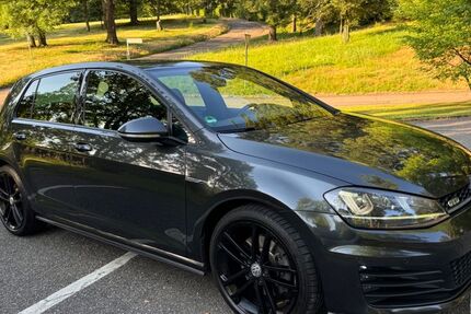 VW Golf 252.000 km 8.899 &euro; Baden-Baden 76530