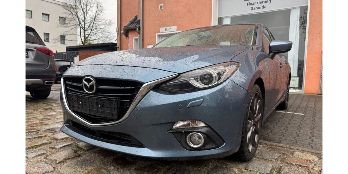 Mazda 3 225.625 km 6.990 &euro; Berlin 12351
