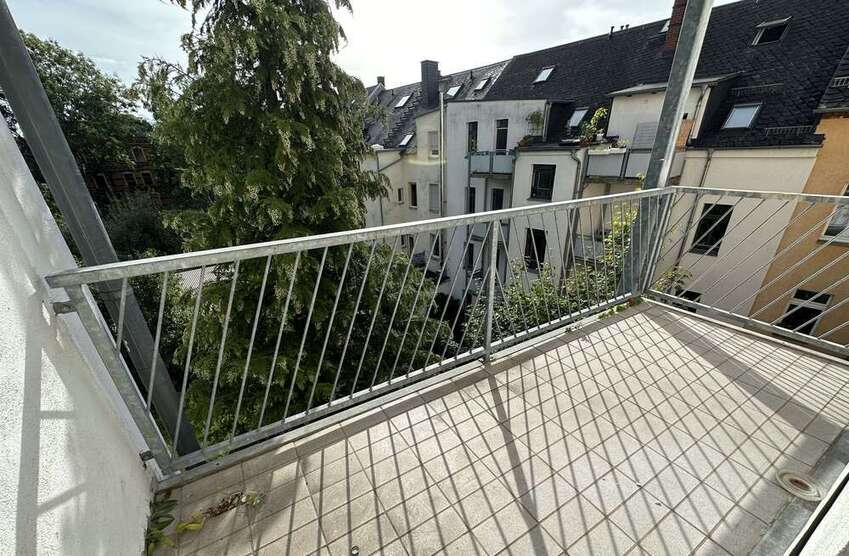 Wohnung zum Mieten in Chemnitz 294 € 66 m²