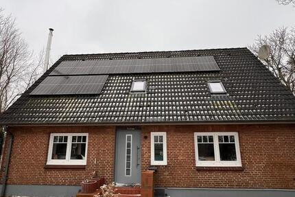 Haus Medelby - 5 Zimmer, 150 m&sup2;, 1.300&euro; | Angebot:25097410