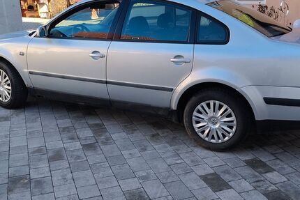VW Passat 190.000 km 600 &euro; Hollfeld 96142