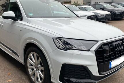 Audi Q7 99.000 km 37.955 &euro; Bergisch Gladbach 51469