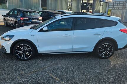 Ford Focus 196.363 km 8.900 &euro; Mühlingen 78357
