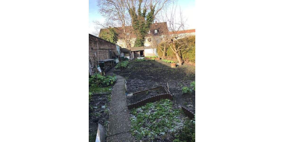 Reihenmittelhaus Hamm Hamm-Mitte - 7 Zimmer, 139 m&sup2;, 240.000&euro; | Angebot:24636092