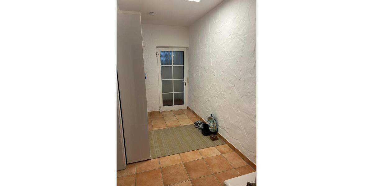 Terrassenwohnung Mettlach - 4 Zimmer, 120 m&sup2;, 1.000&euro; | Angebot:26074476