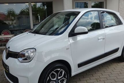 Renault Twingo 9.250 km 10.990 &euro; Dresden 01217