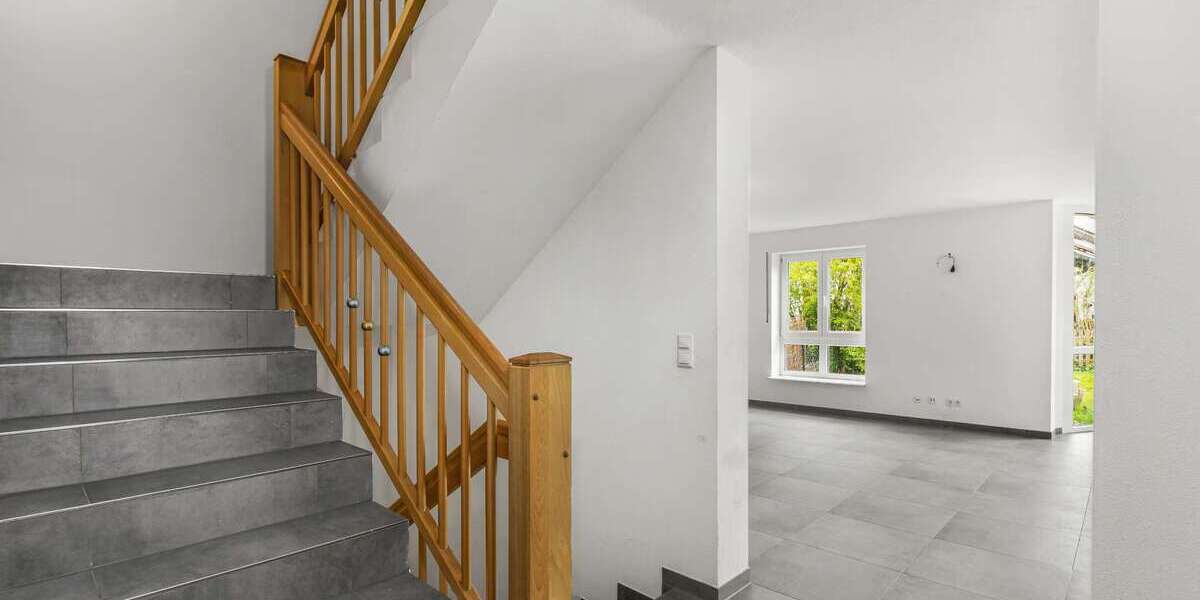 Moderne DHH mit viel Platz und Süd-West-Garten | Ruhe für die ganze Familie - Doppelhaushälfte Sankt Wolfgang | Angebot:26389540