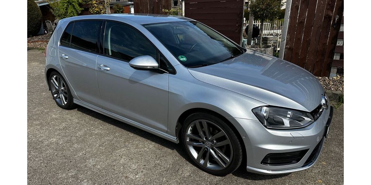 VW Golf 62.000 km 12.300 &euro; Bremerhaven 27572