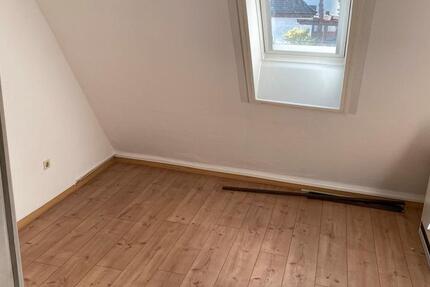 Wohnung Straubenhardt - 4 Zimmer, 85 m&sup2;, 148.000&euro; | Angebot:26241463