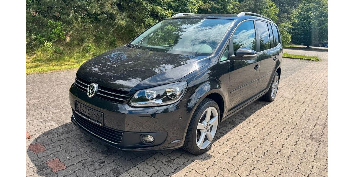 VW Touran 163.399 km 8.999 &euro; Buchholz 21244