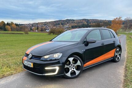 VW Golf 183.000 km 13.999 &euro; Marktredwitz 95615