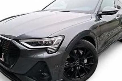 Audi e-tron 93.976 km 30.949 &euro; Ergolding 84030