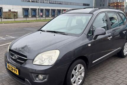 Kia Carens 262.127 km 1.513 &euro; Son en Breugel 5692C