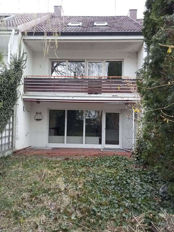 Haus zum Kaufen in Vaterstetten 700.000 € 136 m²