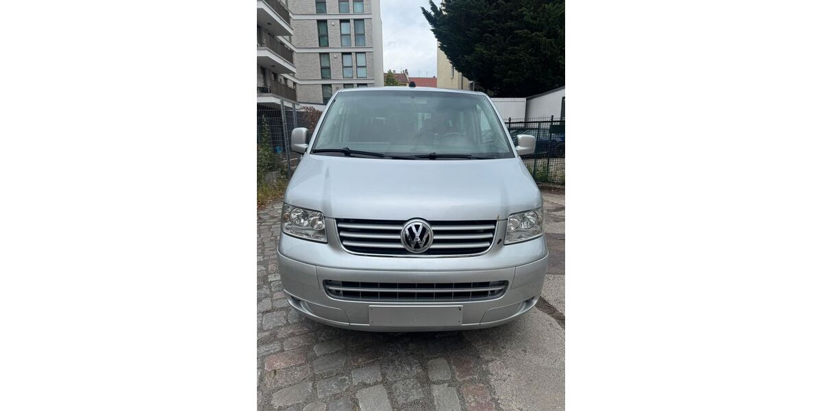 VW T5 Transporter 320.000 km 5.999 &euro; Berlin 13187