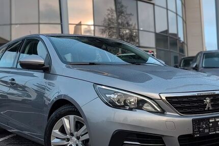 Peugeot 308 121.653 km 10.690 &euro; Mainz 55128