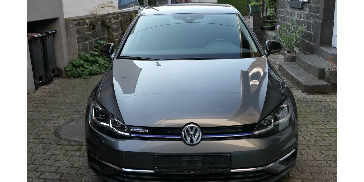 VW Golf 77.000 km 15.400 &euro; Mendig 56743