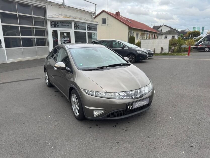 Honda Civic 112.000 km 4.990 € Ebernhahn 56424