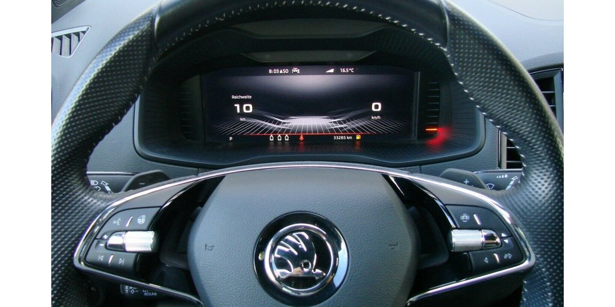 Skoda Karoq 1.5TSi Sportline ACC Navi LED Kamera 33.284 km 29.980 &euro; Falkensee 14612