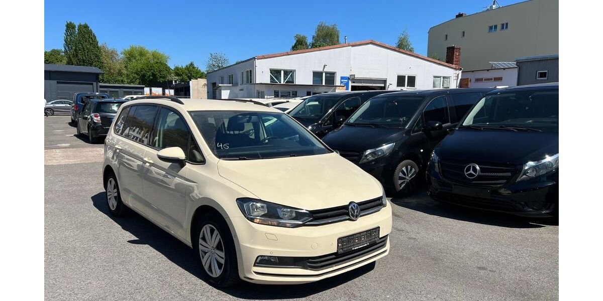 VW Touran 328.000 km 5.950 &euro; hamburg 20537