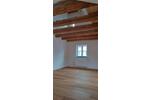 Dachgeschoßwohnung Oettingen in Bayern - 3 Zimmer, 92 m&sup2;, 1.200&euro; | Angebot:24875620