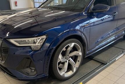 Audi e-tron 30.400 km 44.950 &euro; Salzgitter 38259