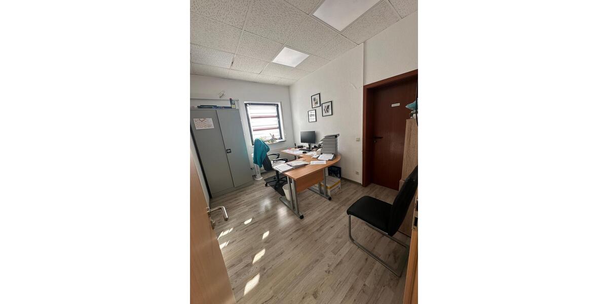 Gewerbeobjekt Lampertheim - 2.300&euro; | Angebot:25152844