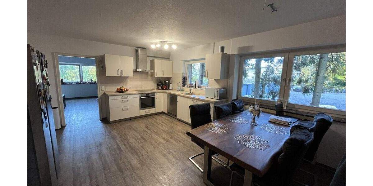 Modernes 4-Zimmer-Wohnhighlight mit Balkon und Garage in Herzogenrath-Kohlscheid 4 zimmer