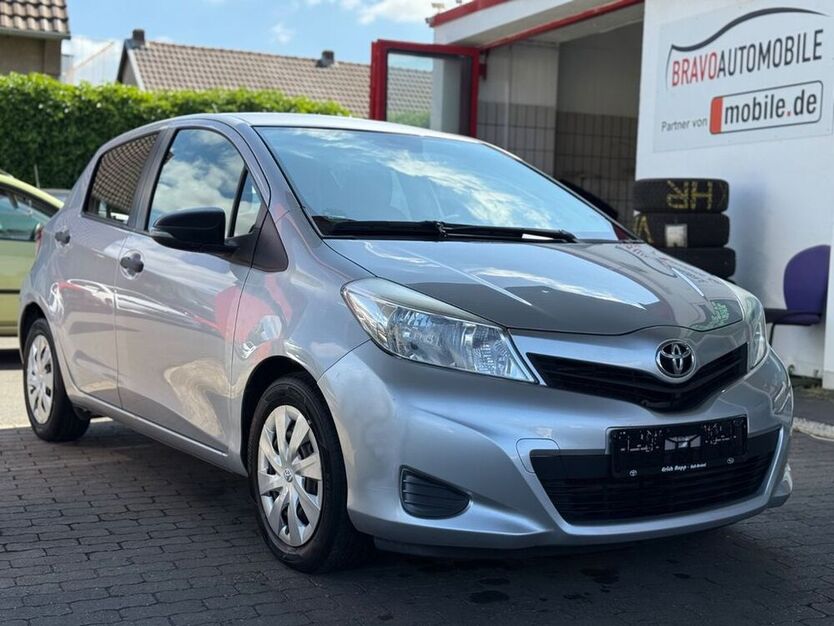 Yaris