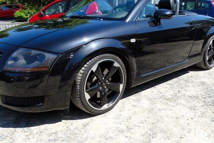 Audi TT 200.000 km 5.950 &euro; Vlotho 32602