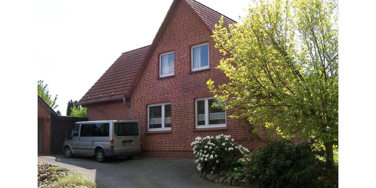 Einfamilienhaus Gülzow - 7 Zimmer, 140 m&sup2;, 335.000&euro; | Angebot:27004444