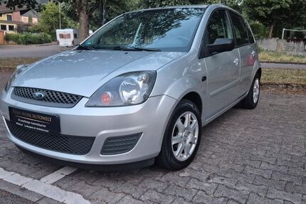 Ford Fiesta 121.700 km 2.900 &euro; Schorndorf 73614