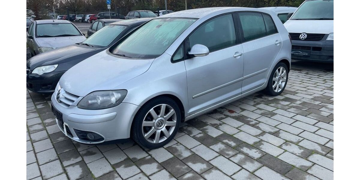VW Golf 111.000 km 5.999 &euro; Urbach (30km östlich von Stuttgart) 73660