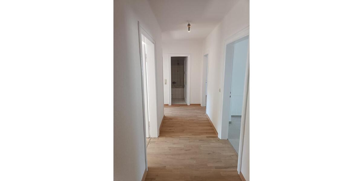 Etagenwohnung Mannheim Fahrlach - 4 Zimmer, 100 m&sup2;, 1.049&euro; | Angebot:25932426