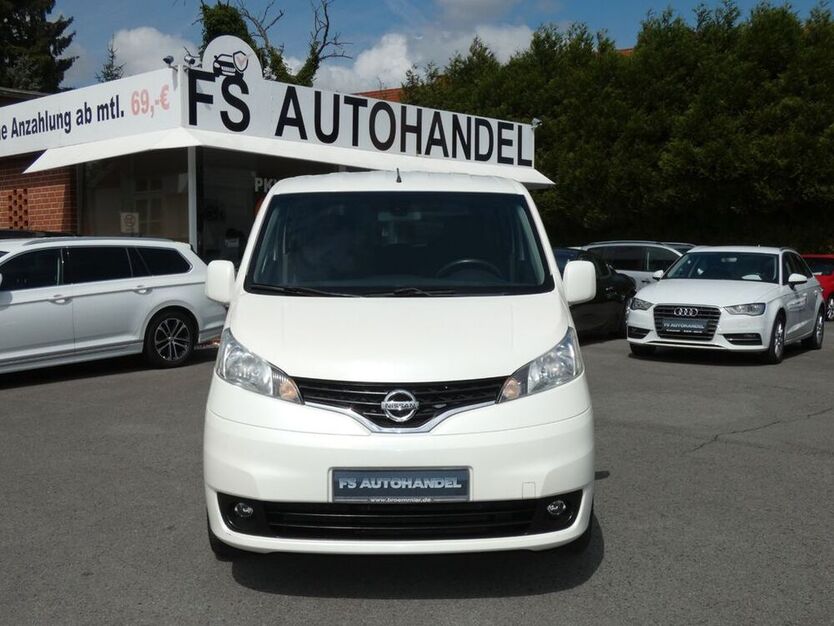 NV200