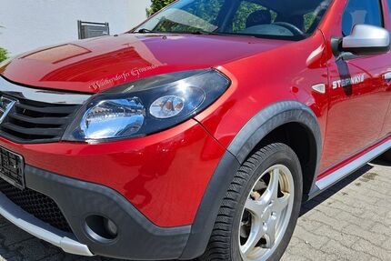Dacia Sandero 147.000 km 3.650 &euro; Regensburg 93057