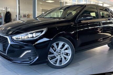 Hyundai i30 76.000 km 16.390 &euro; Heilbronn 74080