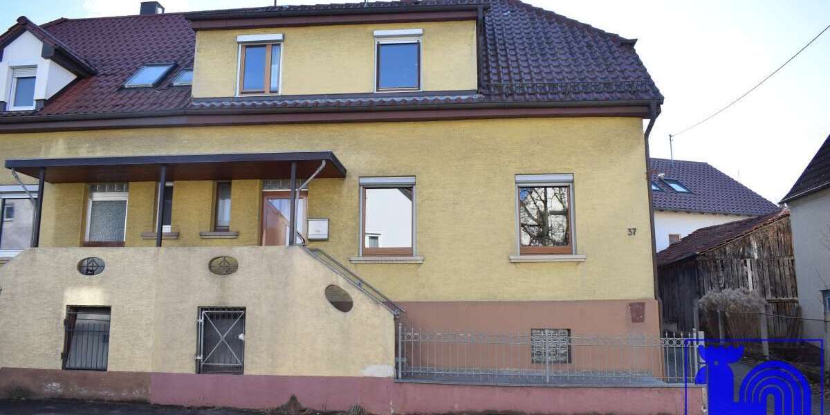 Haus zum Kaufen in Pfullingen 335.000 € 122 m² 5.5 zimmer
