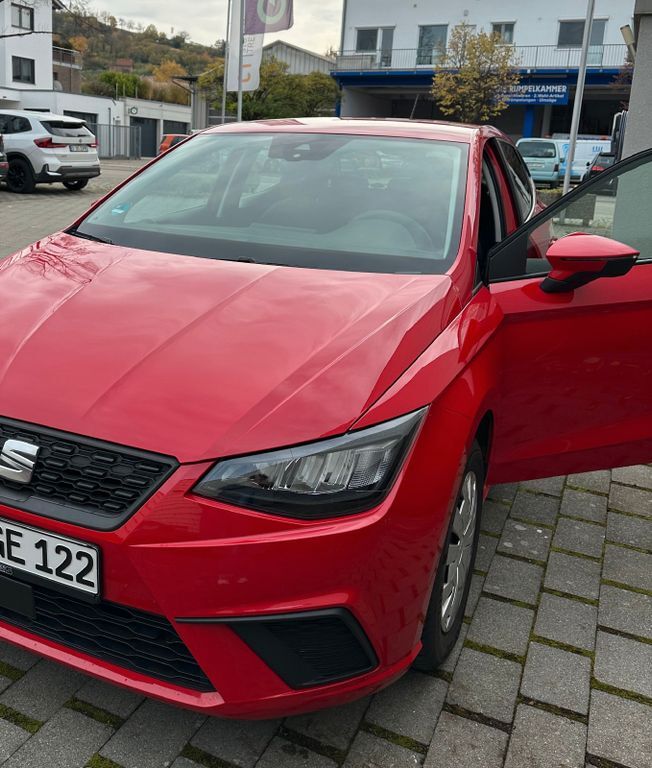 Seat Ibiza 26.357 km 17.469 € Weinstadt 71384