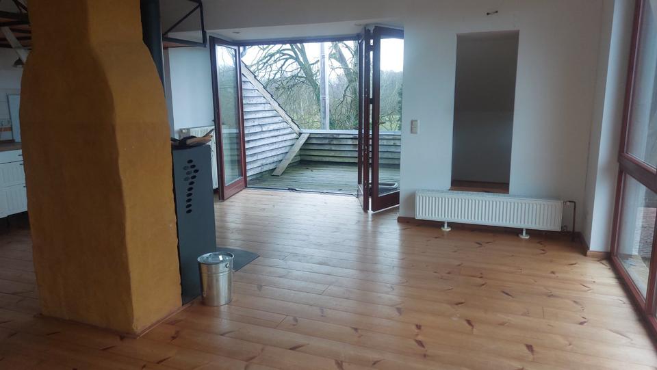 Schöne Studiowohnung unterm Dach, 55 qm 2 zimmer