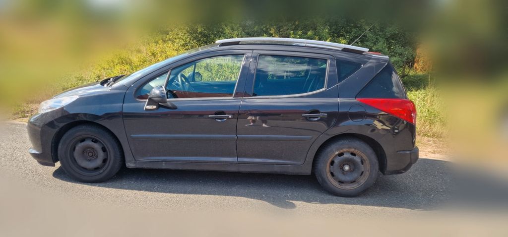 Peugeot 207 179.000 km 800 &euro; Heroldsbach 91336